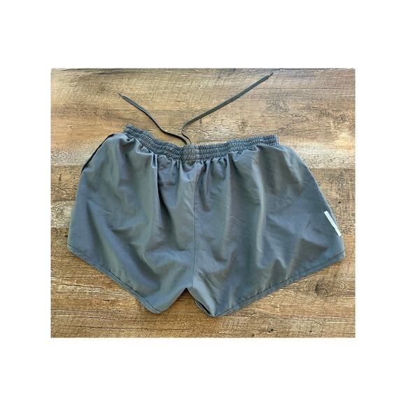 ADIDAS Gray running shorts XL  3" ladies - Picture 13 of 13